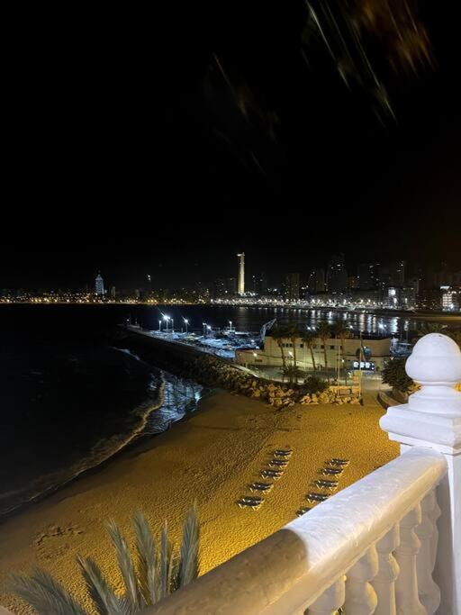 Apartamento Centrico Y En Primera Linea De Playa Leilighet Benidorm Eksteriør bilde